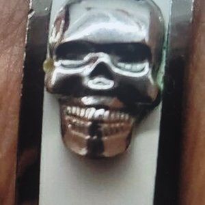 ALEXANDER MCQUEEN SKULL BRACELET